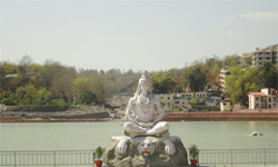 Triangle Tour with Rishikesh
